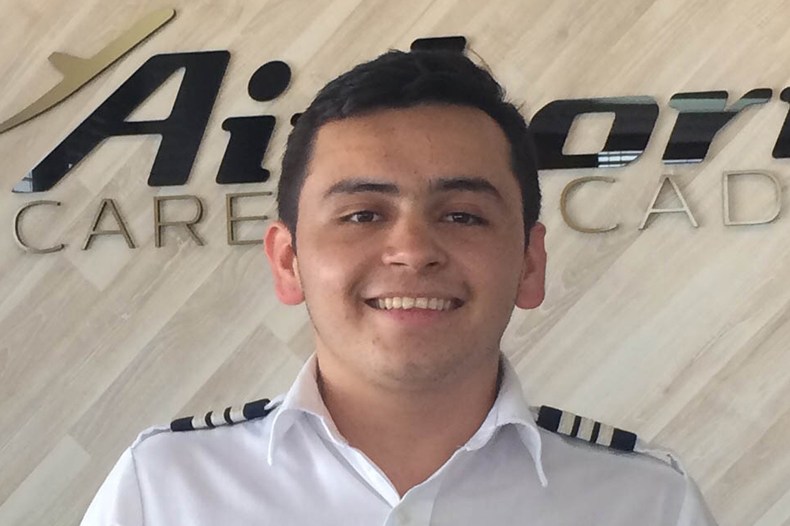 nobile-aviation-academy-career-pilot-training-RAFAEL-PORRAS